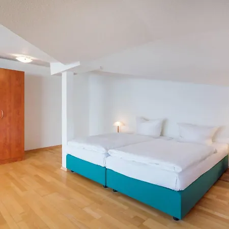 Mit 1 Schlafzimmer Und Terrasse Ik15 *
